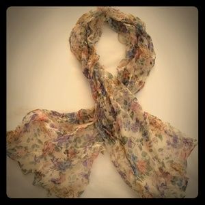 Floral scarf with gold detailing